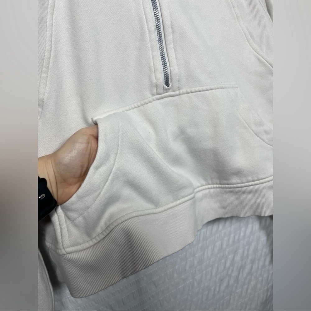 Lululemon Scuba Hoodie Half Zip Heathered
Bone/Cream Size XS/S - Picture 9 of 14